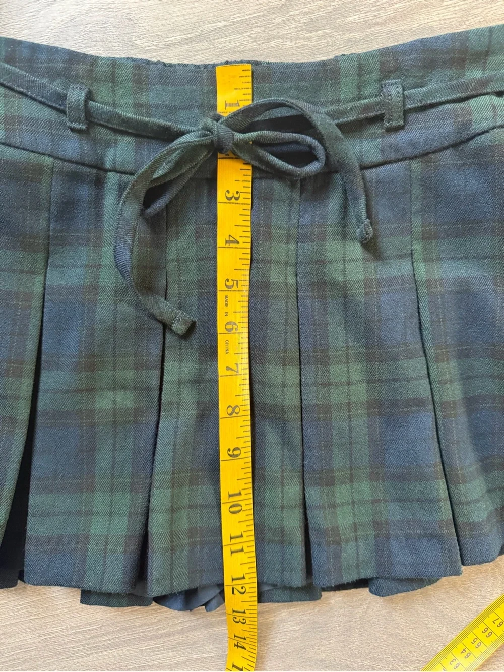 Hollister Preppy Green Plaid Pleated Mini Skirt w Built In Shorts & Waist Tie XS